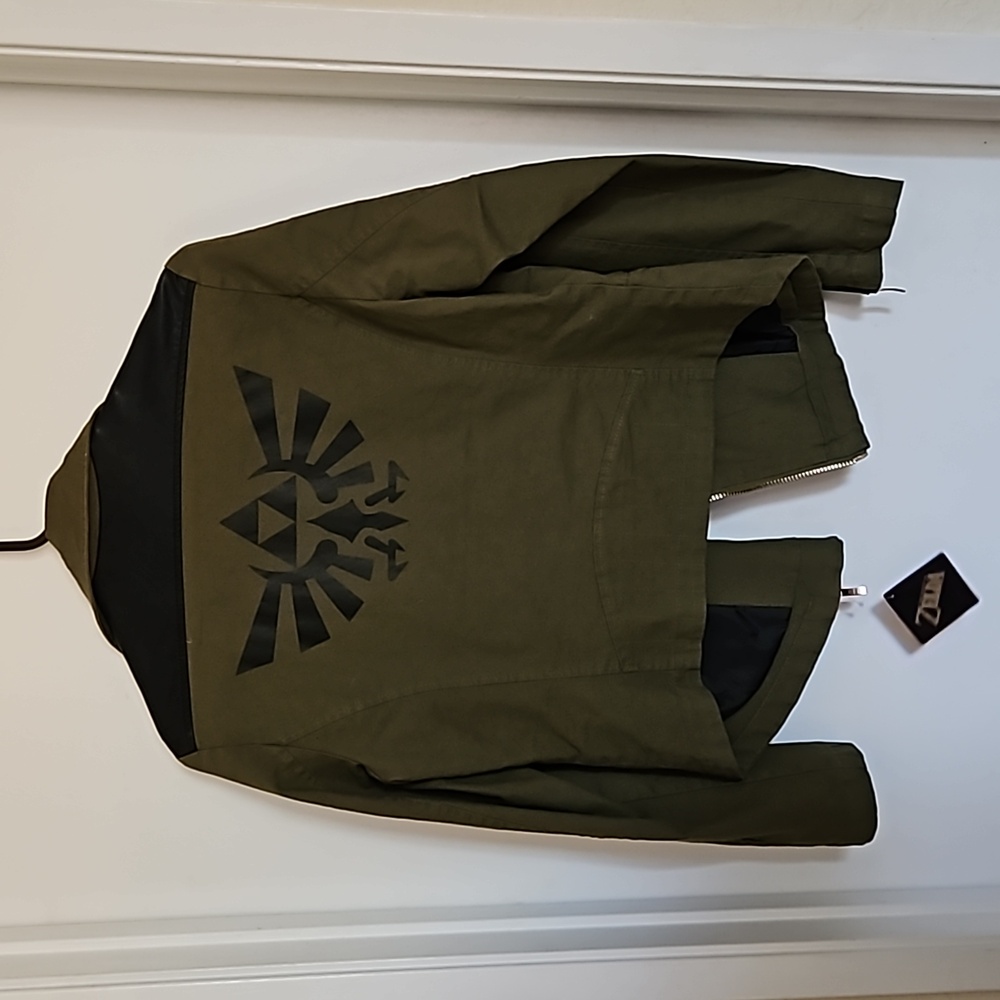 Legend of Zelda Jacket (Bioworld)